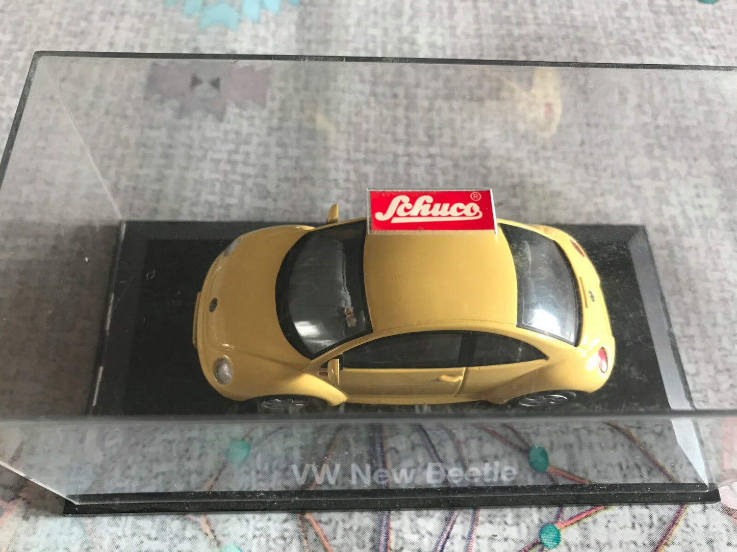 Voiture Miniature Schuco Volkswagen VW New Beetle au 1/43
