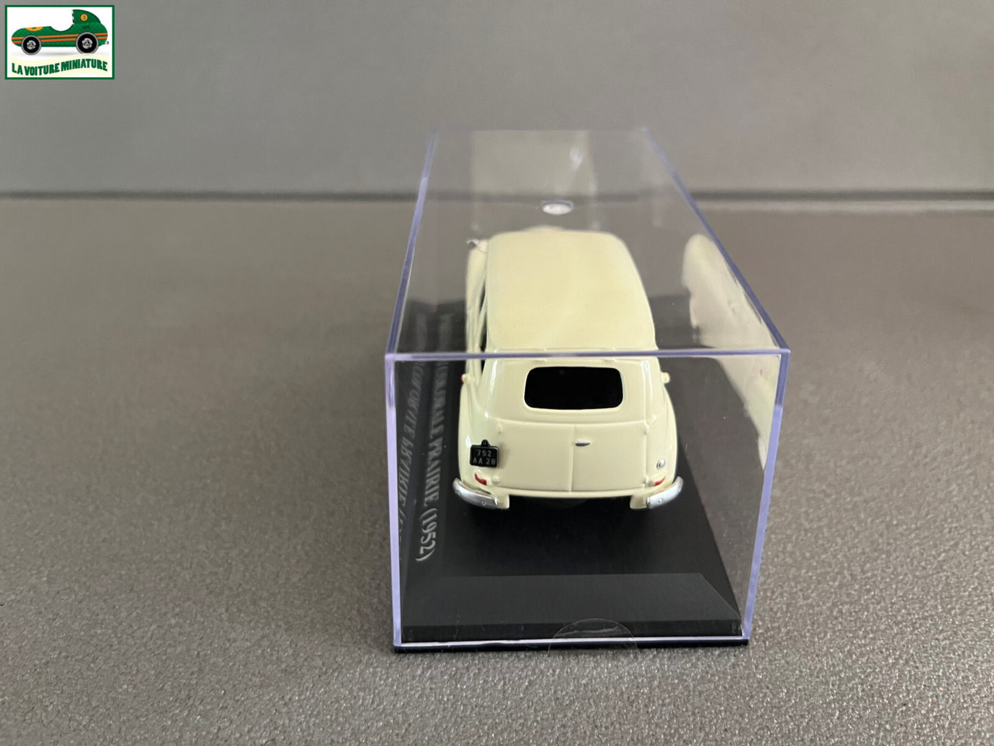 Voiture Miniature Renault Colorale Prairie 1952 au 1/43