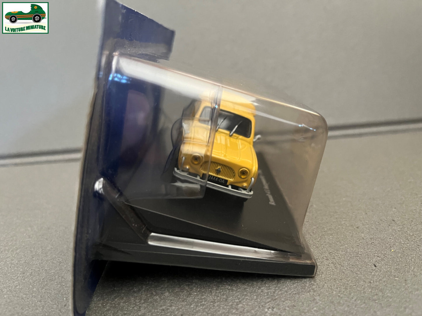Voiture Miniature Renault 4L Fourgonnette 1962 La Poste au 1/43