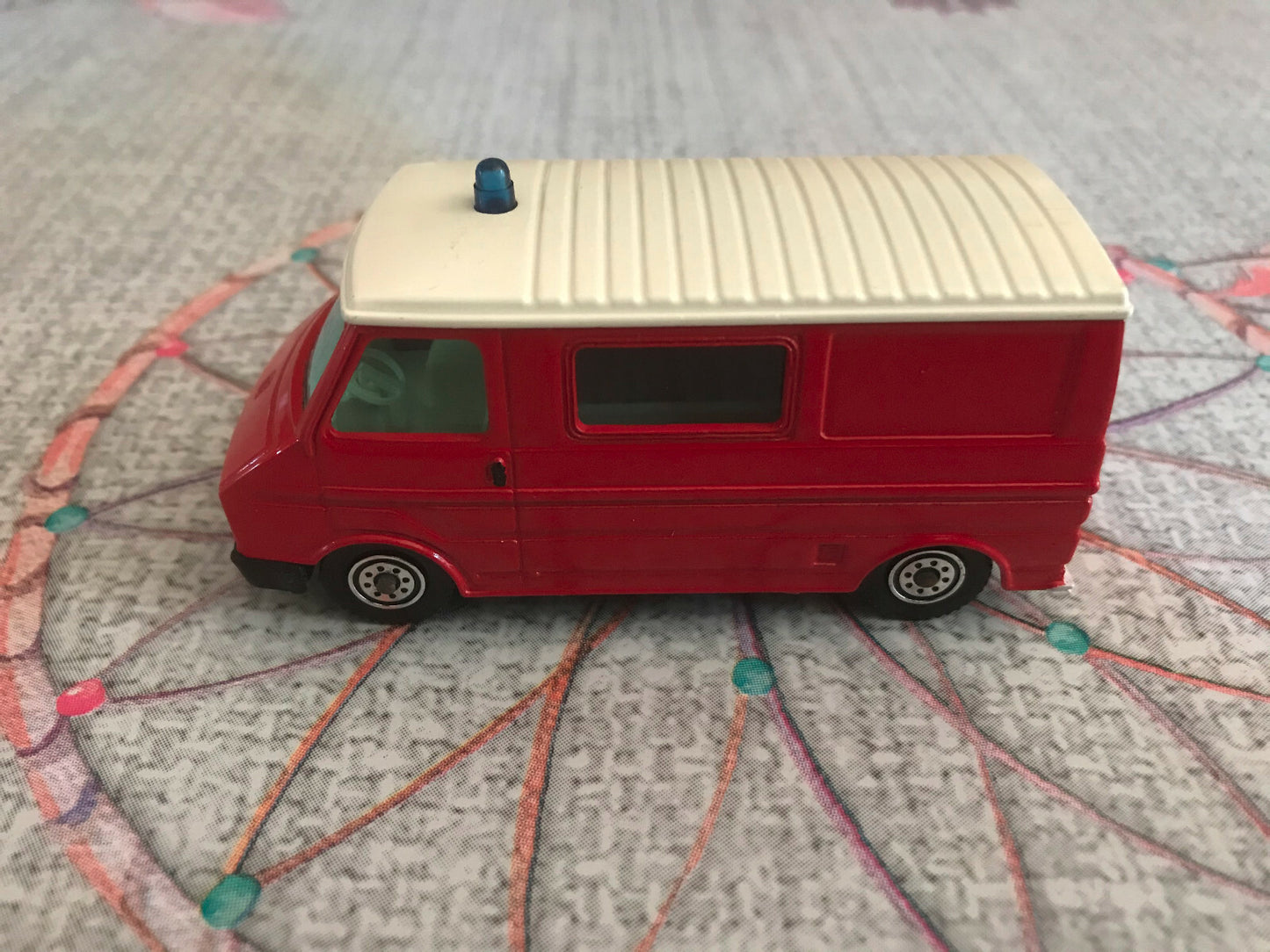 Voiture Miniature Camion Secours Pompiers Citroen C35 Solido 1/50