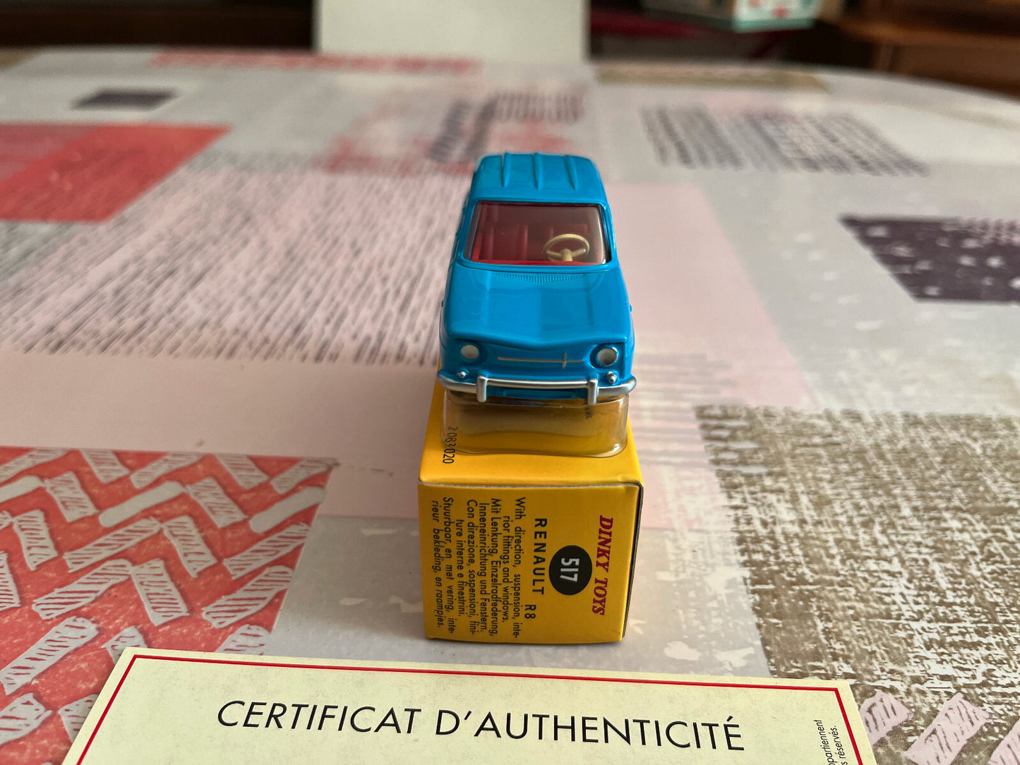 Voiture miniature Renault 8 R8 517 Dinky Toys Atlas au 1/43