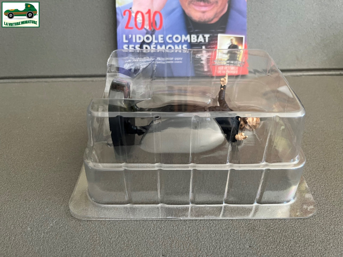 Figurine de Collection Johnny Hallyday + Livret N°15