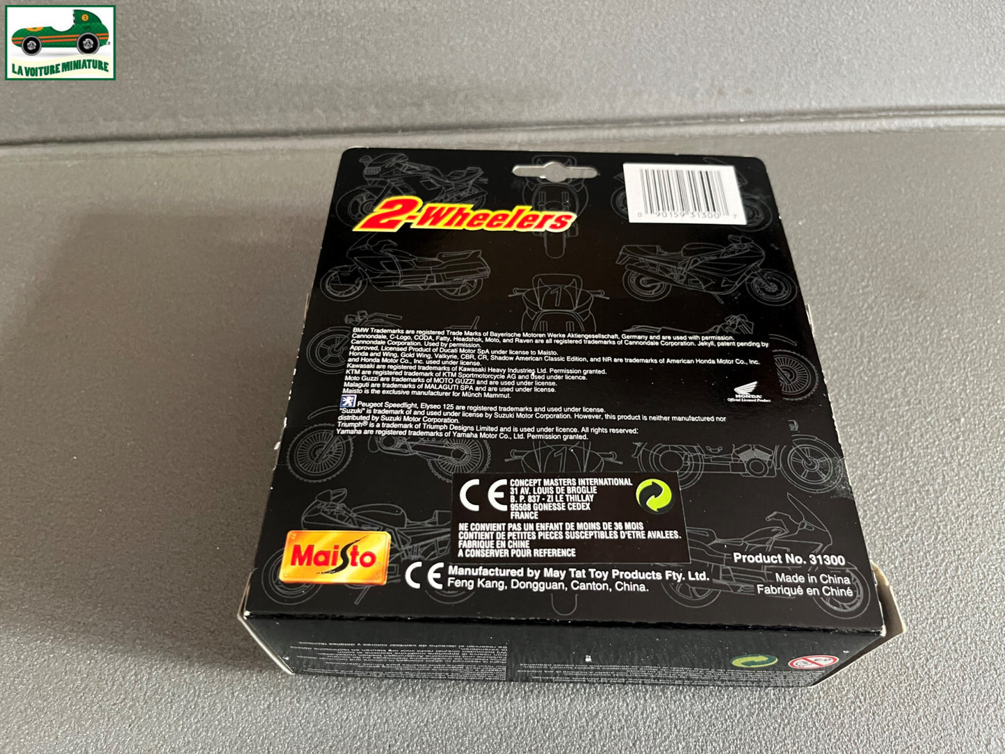 Moto miniature Kawasaki Ninja Maisto au 1/18