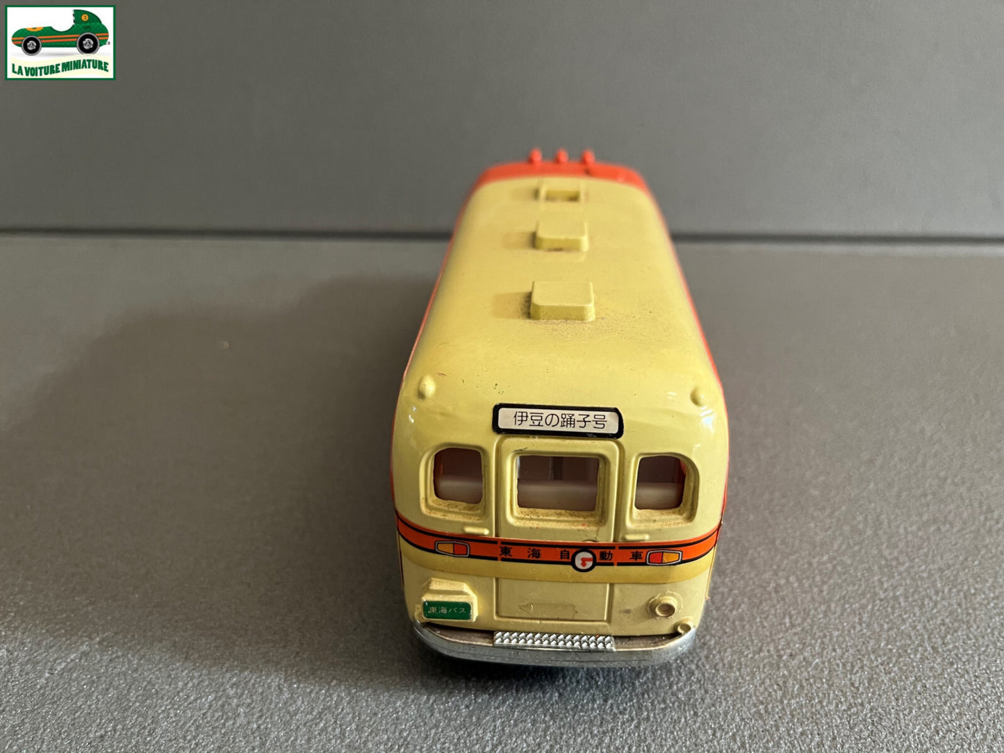 Ancienne Voiture Miniature Autobus Isuzu Bonnet Bus Tomica Dandy Japan 1/43