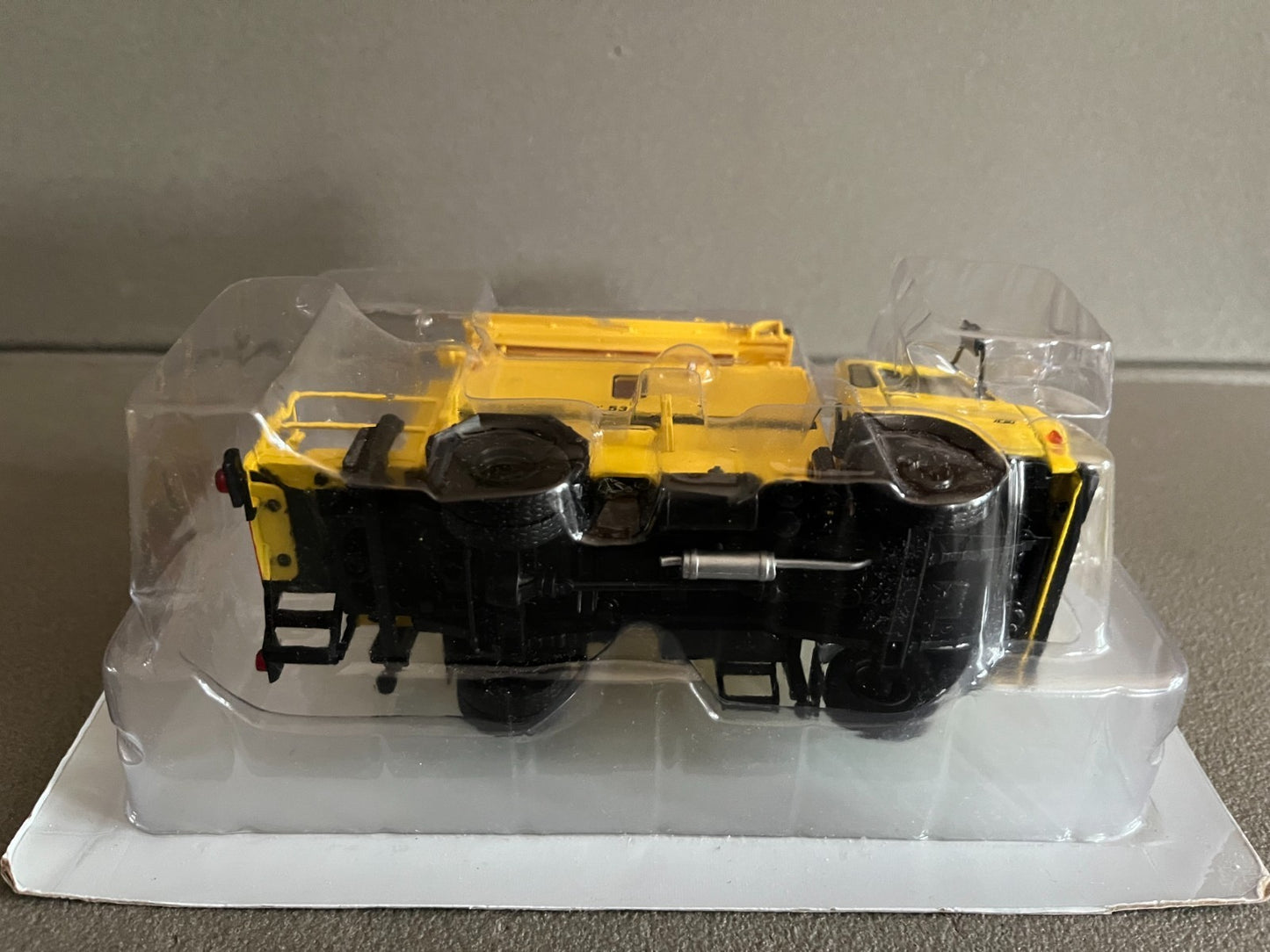 Voiture miniature Camion Berliet 620 KB Lignes Aeriennes Hachette 1/43