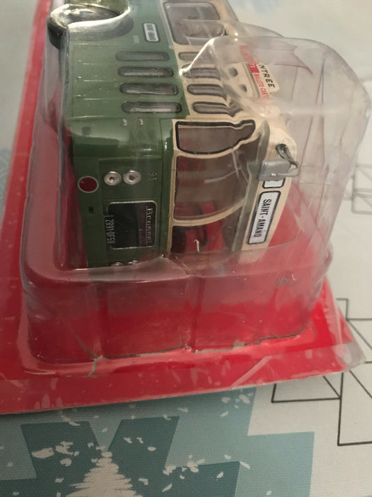 Voiture miniature Brossel A92 DARL France 1962 1/43 Autobus Autocars du Monde