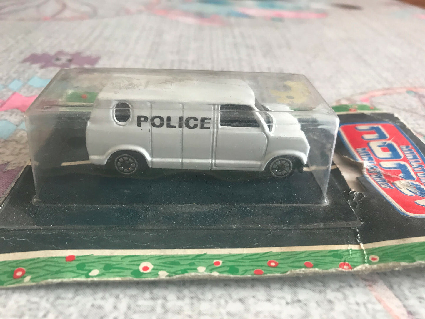 Ancienne Voiture Norev Miniatures Fourgon Police Type Majorette 1/64 Minijet