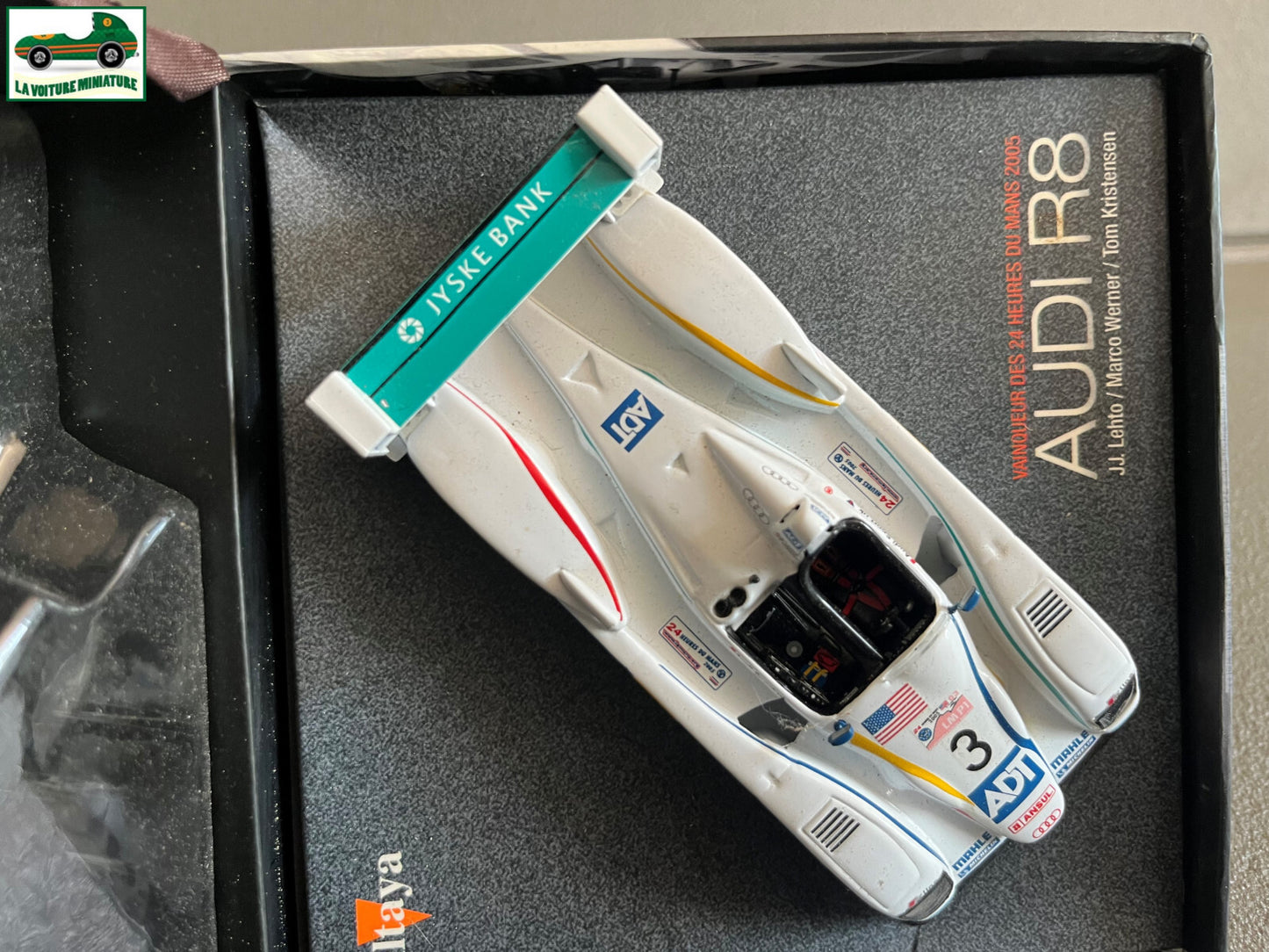 Voiture Miniature Course Audi R8 24 Heures du Mans 2005 au 1/43