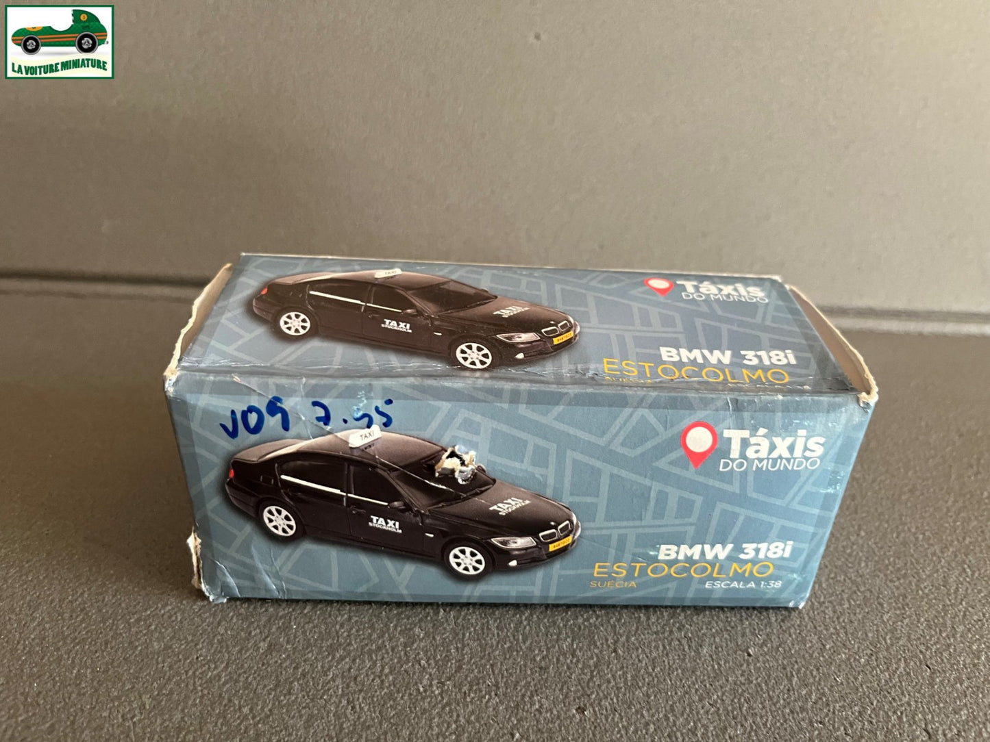 Voiture Miniature BMW 318i Stockholm Taxi du Monde Welly au 1/38