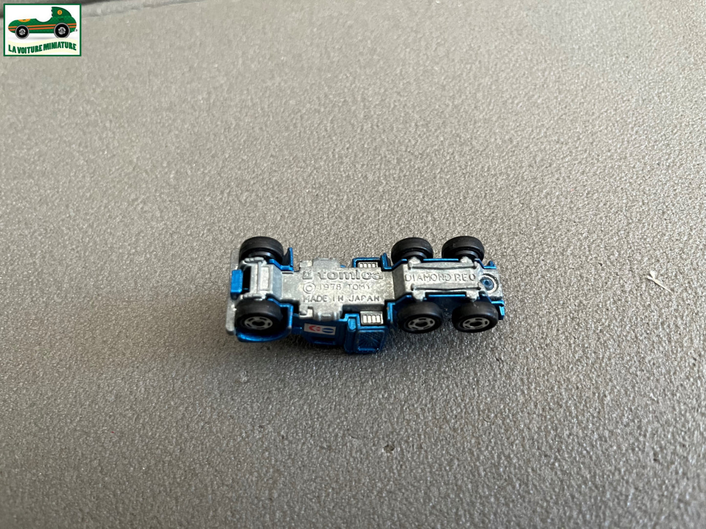 Ancienne Miniature Voiture Tracteur Semi Remorque Diamond Reo Tomica 1978 Japan