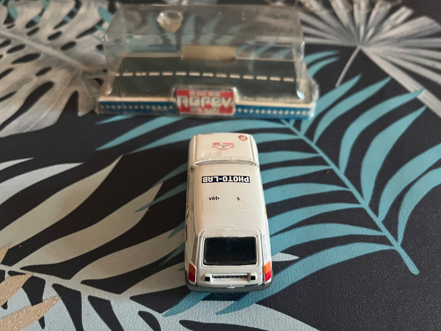 Voiture Miniature Renault 5 1972 Norev Rasoirs Philips Jet Car au 1/43