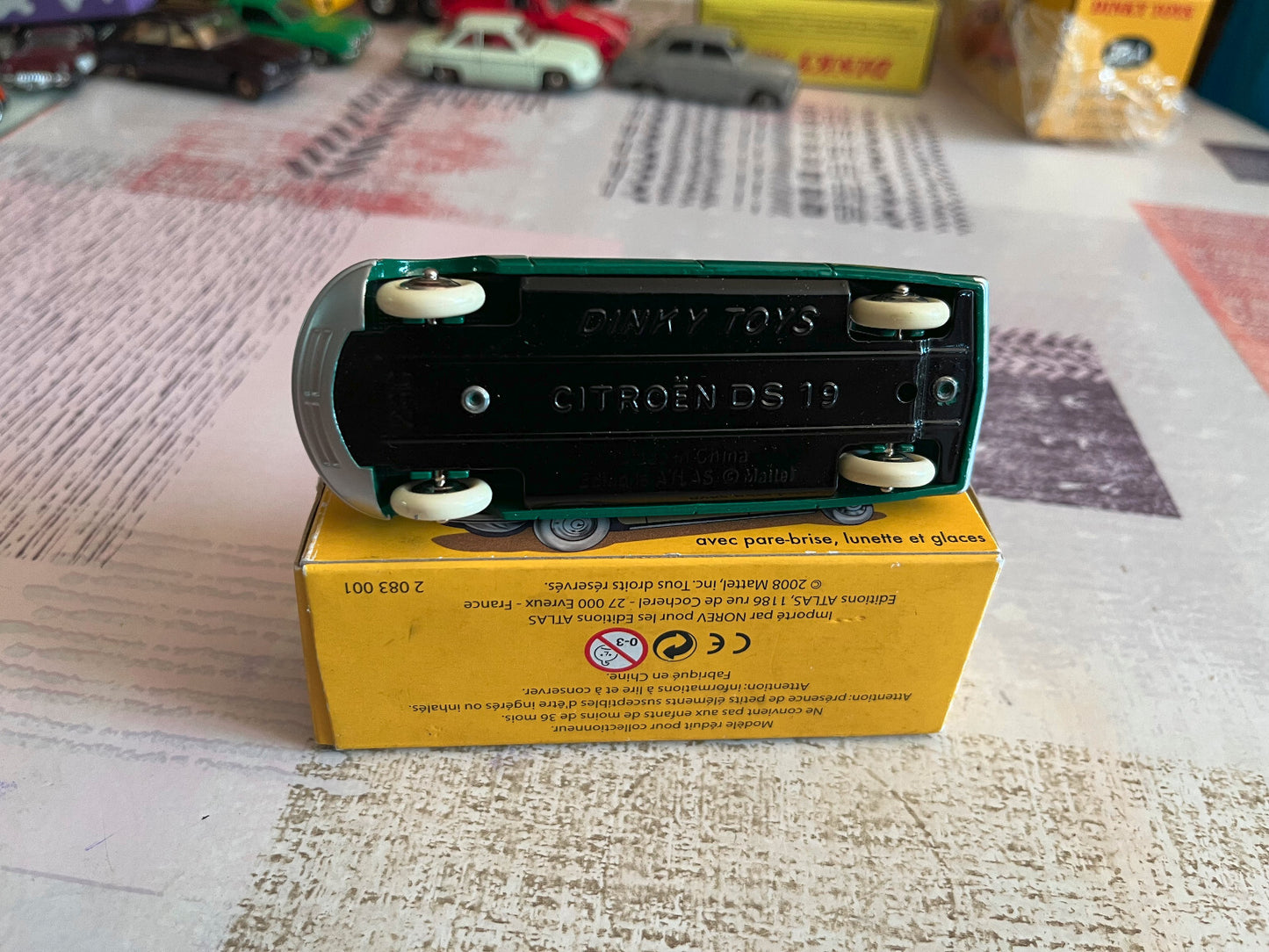 Voiture miniature Citroen DS 19 24 CP Dinky Toys Atlas au 1/43