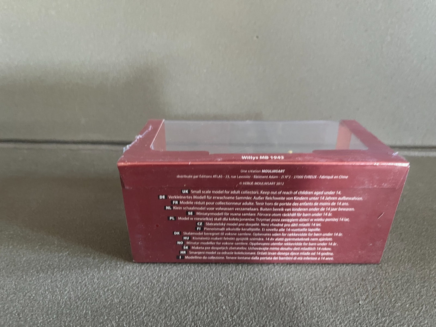 Miniature En Voiture Tintin Jeep Willis Rouge Ile Noire Hergé Atlas au 1/43