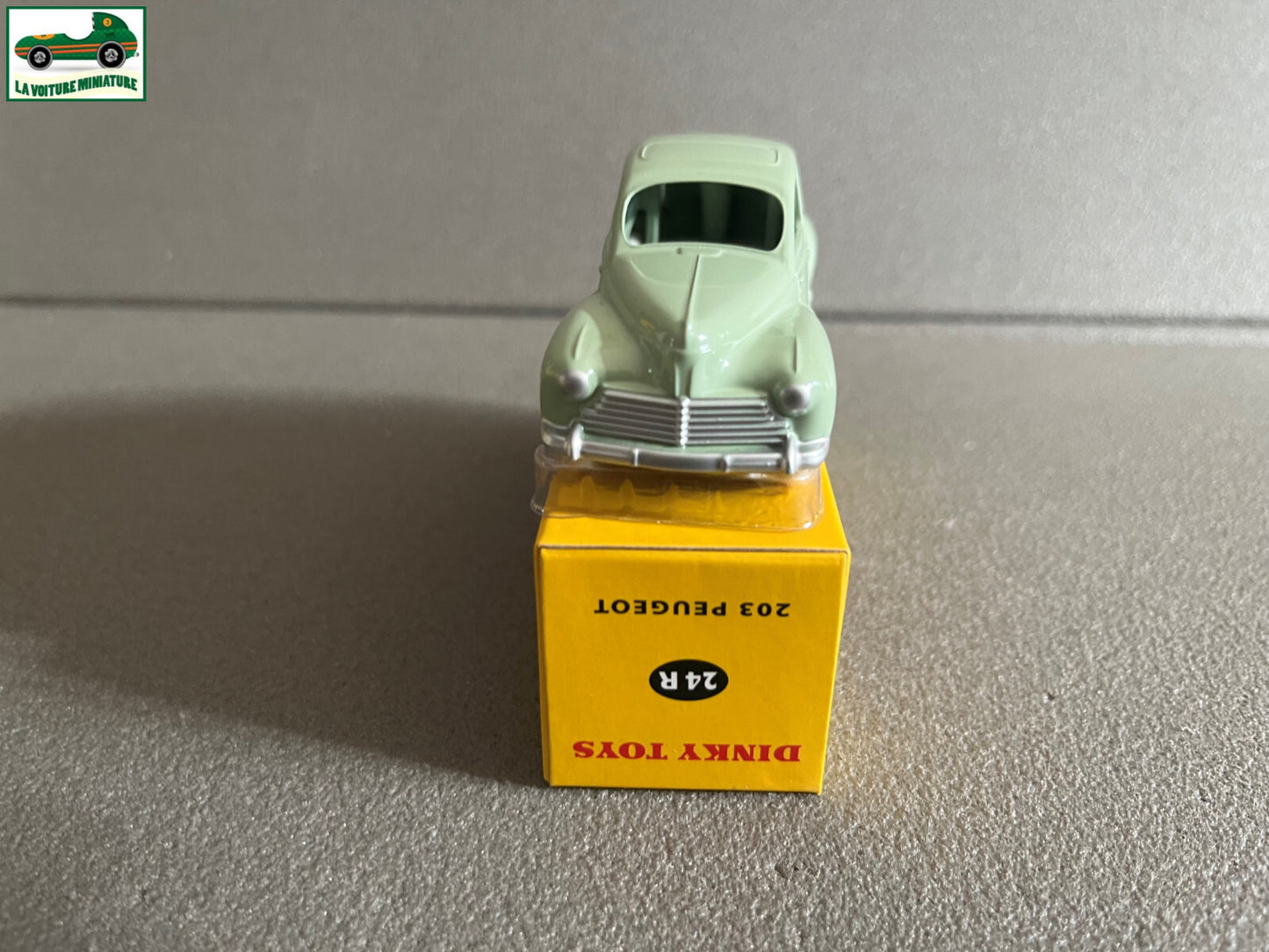 Voiture miniature Peugeot 203 24R Dinky Toys Atlas