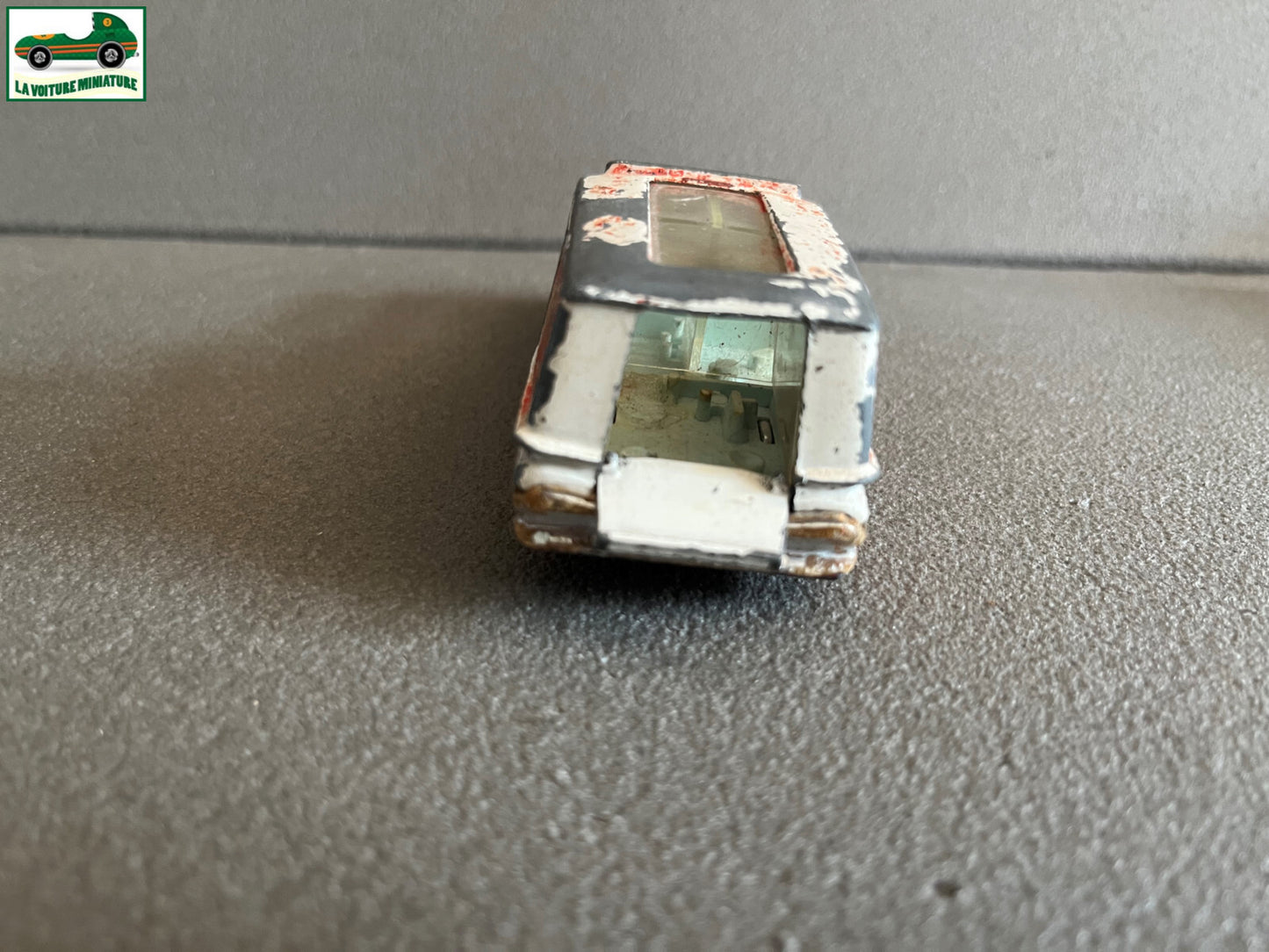 Ancienne Voiture Miniature Chevrolet Impala Kennel Club Corgi Toys Britain Epave