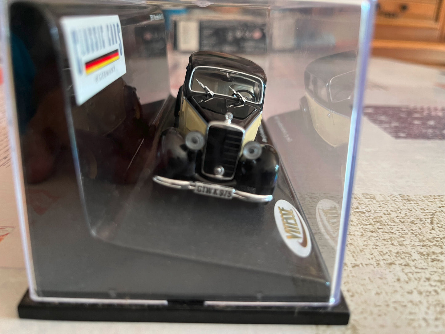 Voiture Miniature Mercedes Benz 170 Vitesse 28501 au 1/43