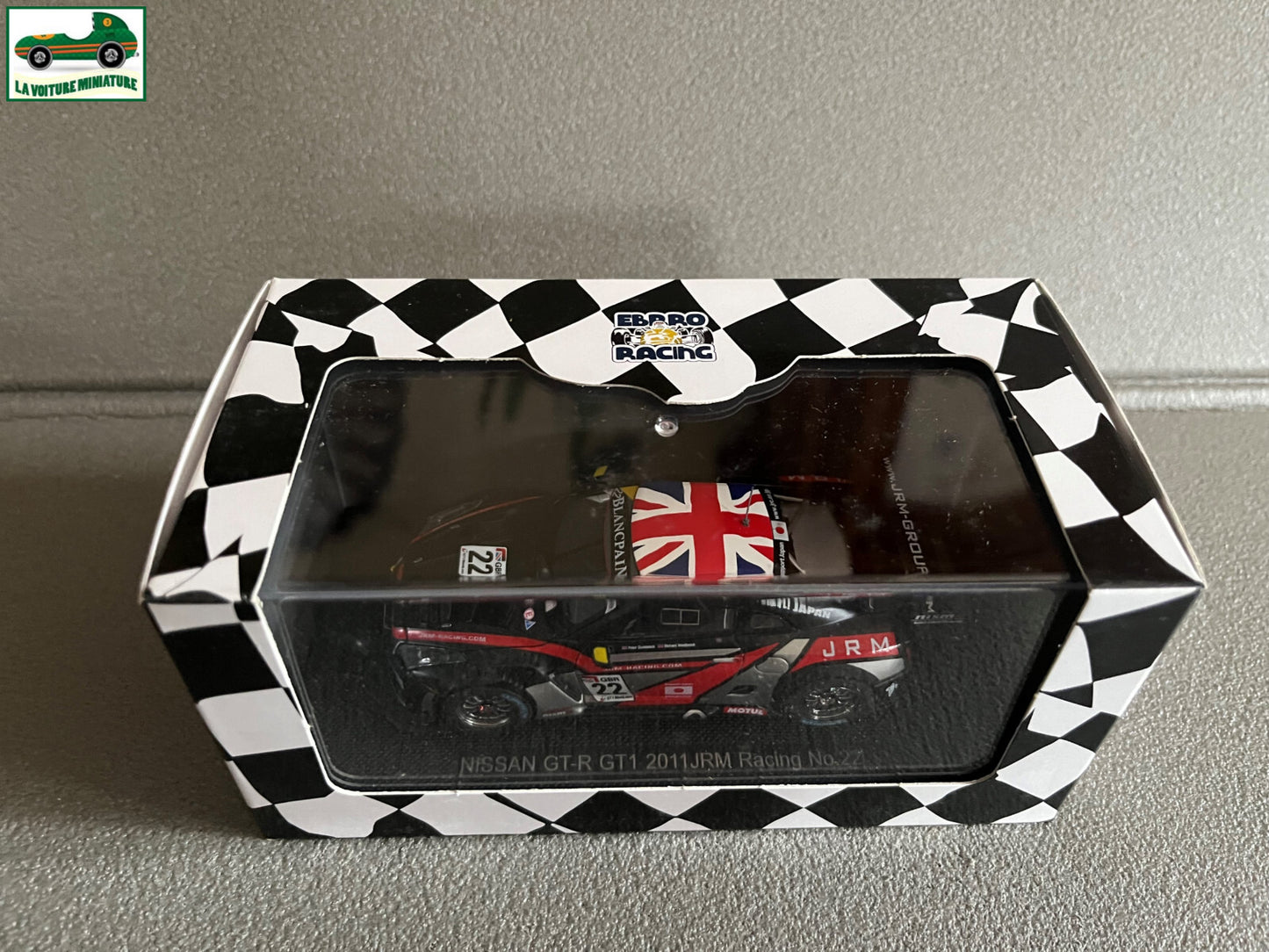 Voiture Miniature Nissan GT-R GT1 2011 JRM Racing Ebbro au 1/43