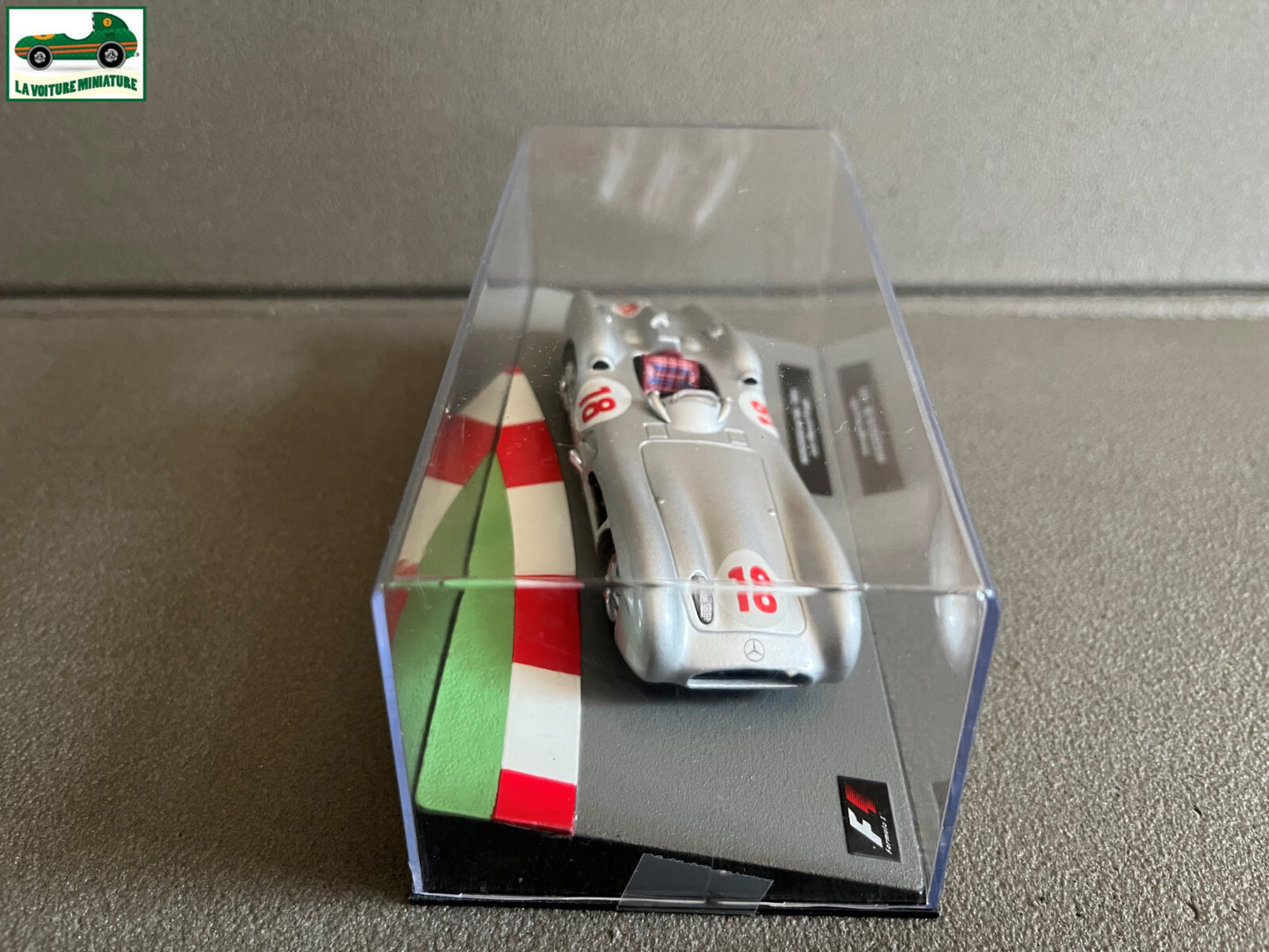 Voiture miniature Formule 1 F1 Mercedes W196 Fangio 1955 au 1/43