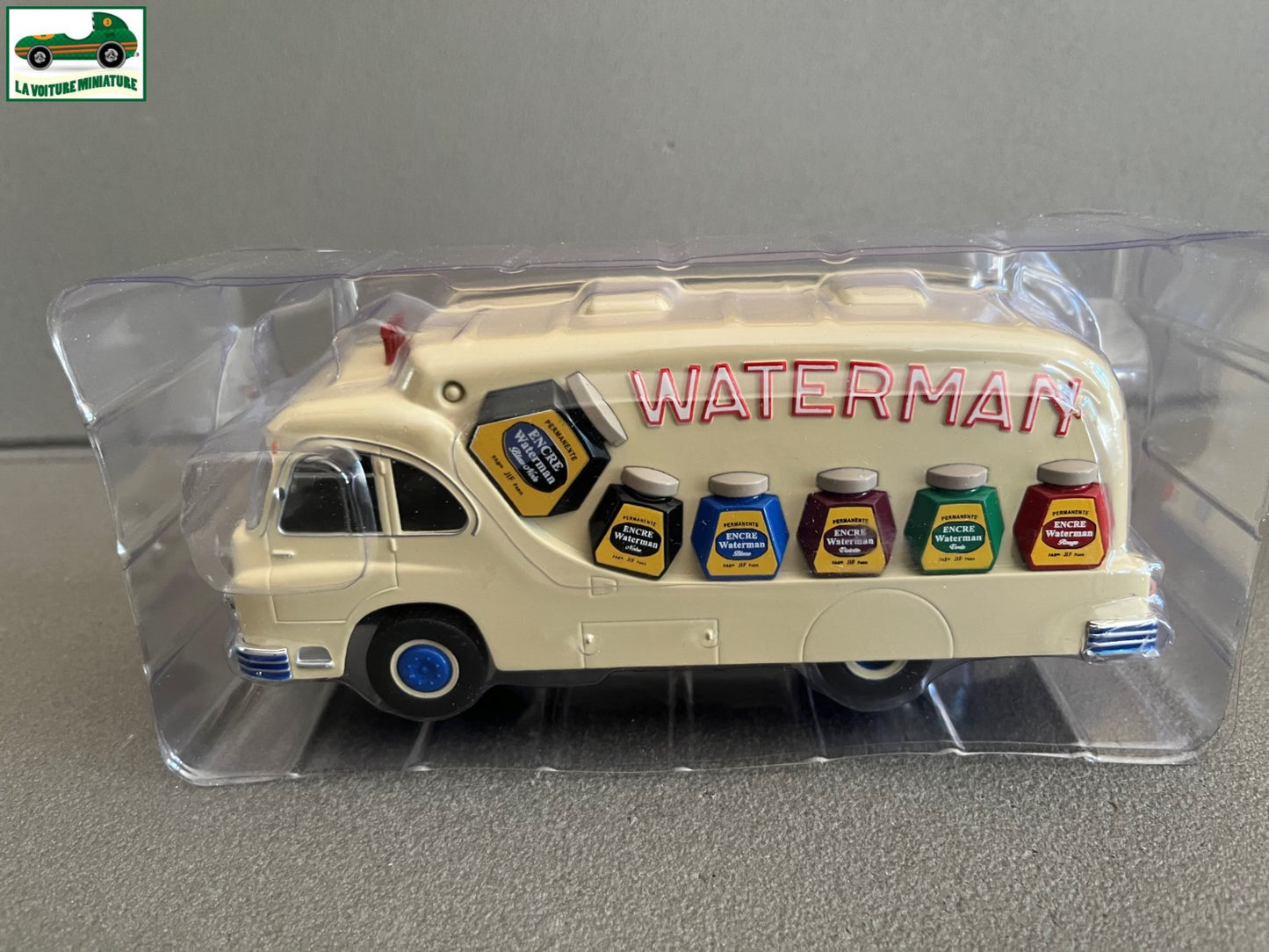 Voiture Miniature Camion Ford Cargo Waterman Hachette Hors Série au 1/43