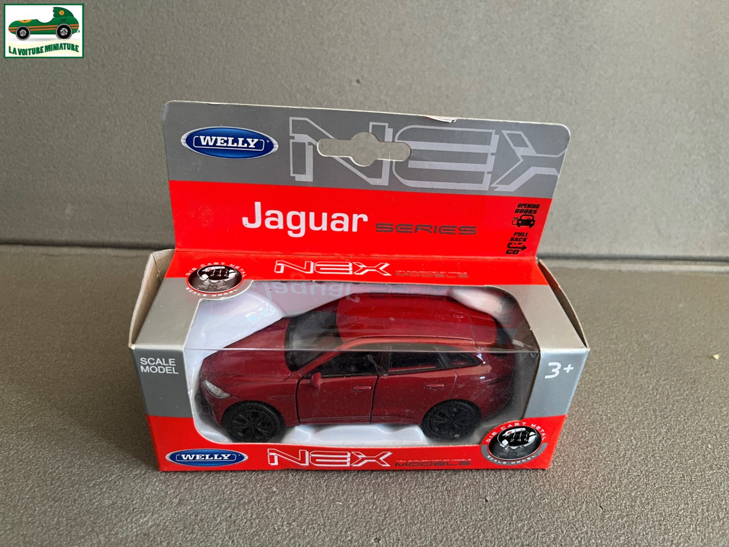 Voiture miniature Jaguar F Pace Welly 1/34 - 1/36 - 1/39