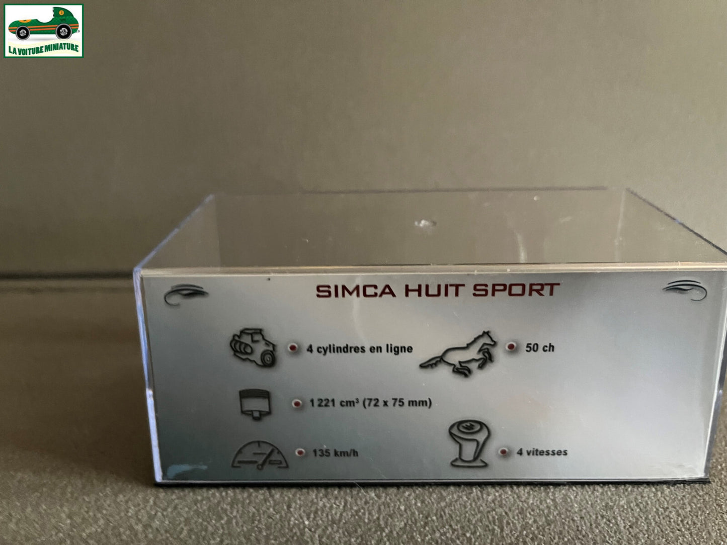 Voiture Miniature Simca Huit Sport 1952 au 1/43 Ixo Altaya