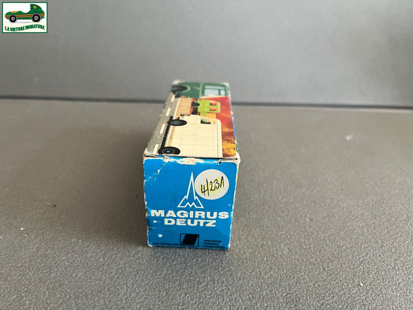 Ancienne Miniature Voiture Camion Magirus Deutz Cursor Modell 877 1/50