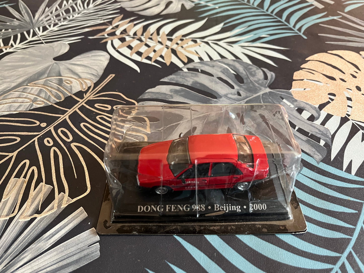 Voiture Miniature Dong Feng 988 Beijing 2000 Citroen ZX Taxi Du Monde 1/43