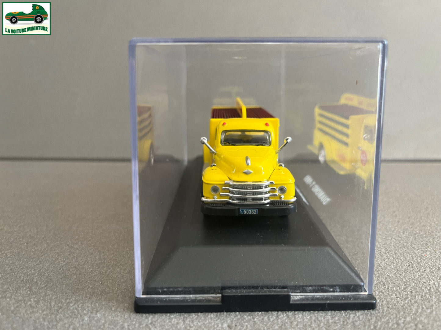 Voiture Miniature Camion Diamond T-1955 Coca Cola