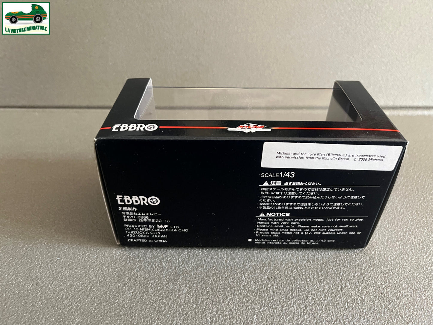 Voiture Miniature Nissan GT-R GT1 Presentation Ebbro au 1/43
