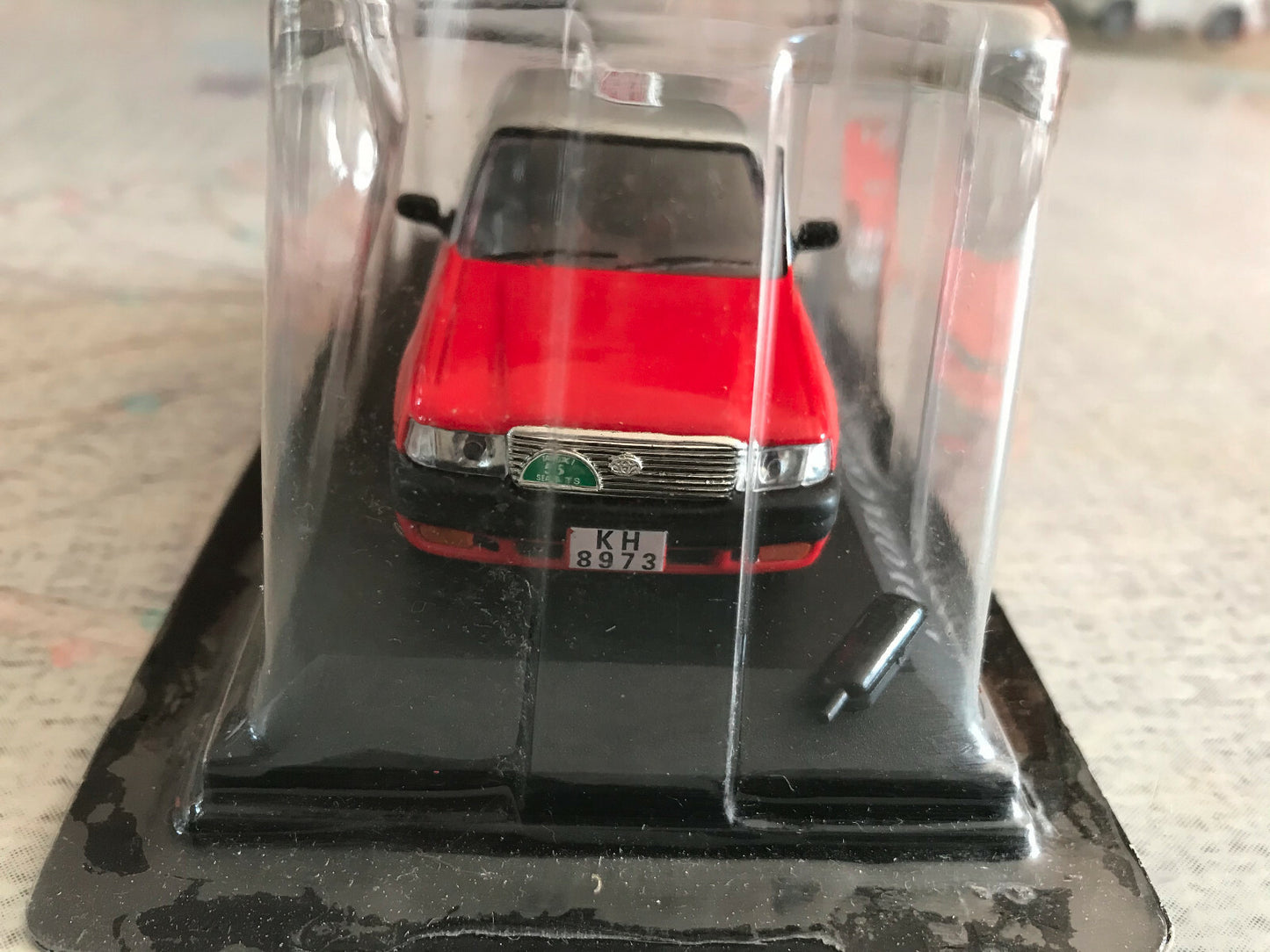Voiture Miniature Toyota Crown Hong Kong 1998 Taxi Du Monde au 1/43 Altaya
