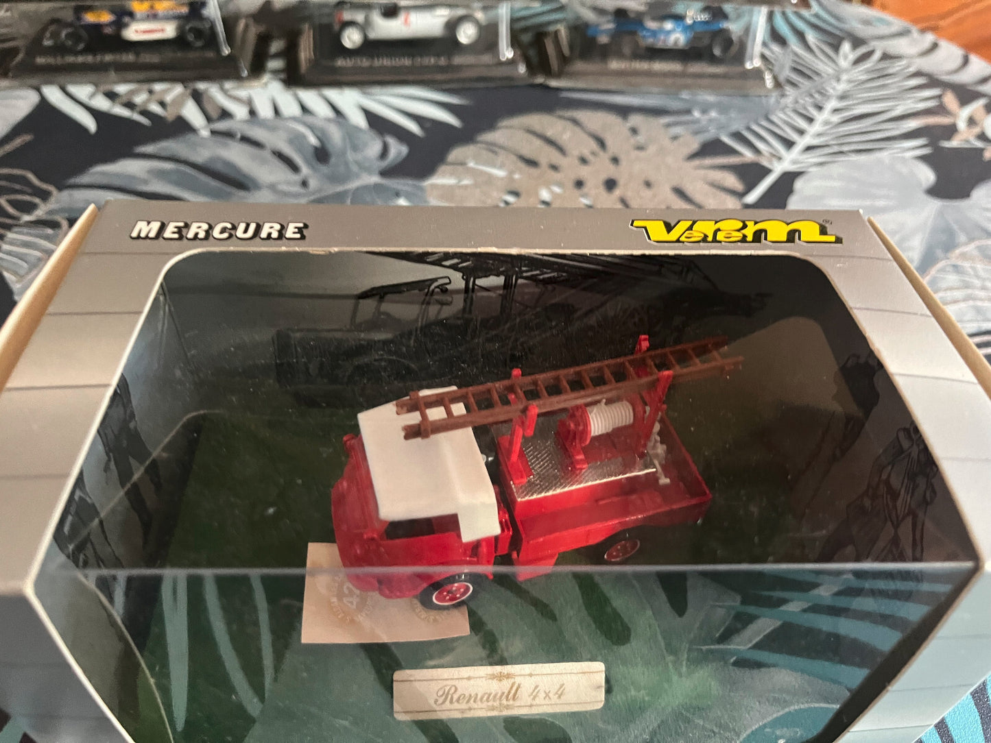 Voiture Miniature Camion Pompiers Renault 4x4 Verem France au 1/50