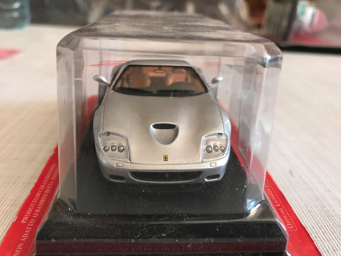 Voiture miniature Collection Ferrari 575M Maranello Ixo Fabbri au 1/43