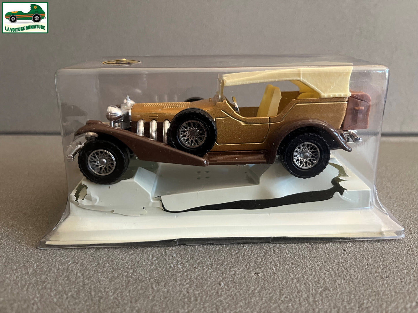 Voiture miniature Excalibur 3020 Majorette France au 1/32