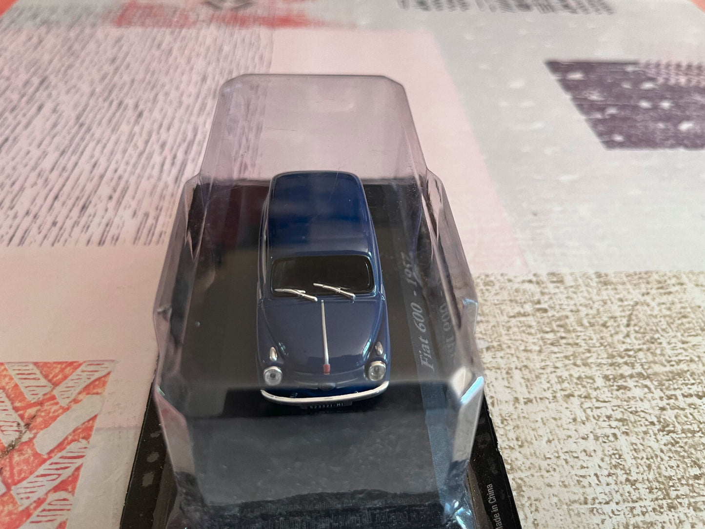 Voiture Miniature Fiat 600 1957 au 1/43