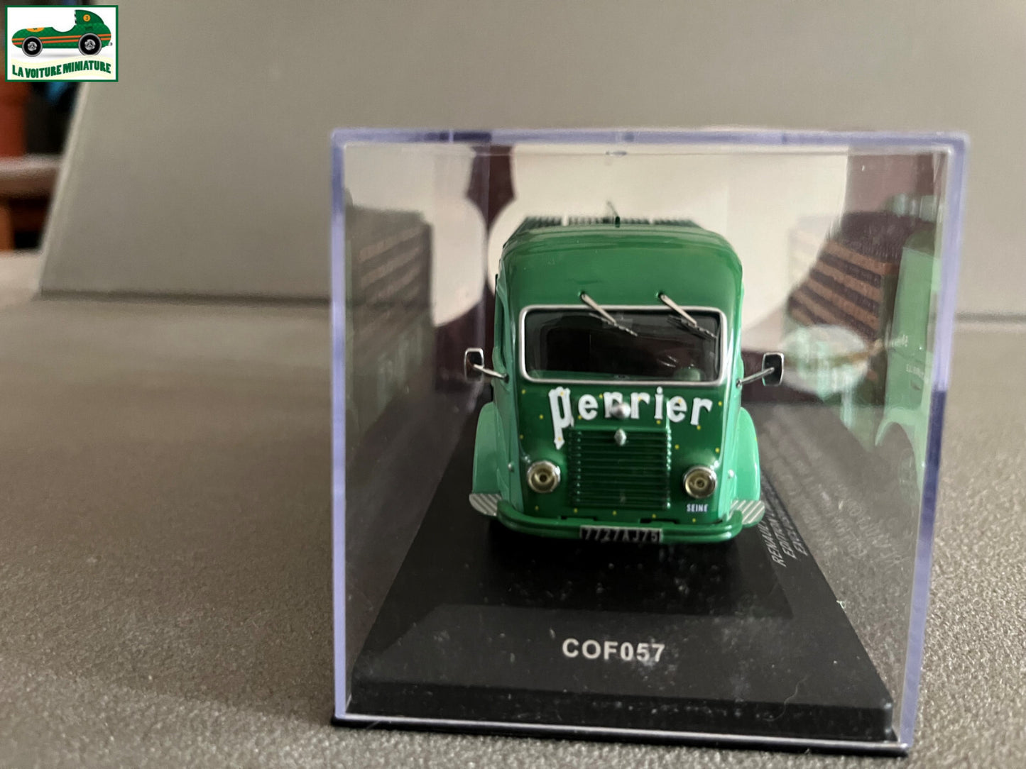 Voiture Miniature Renault Galion 1957 Perrier Ixo Cofradis au 1/43