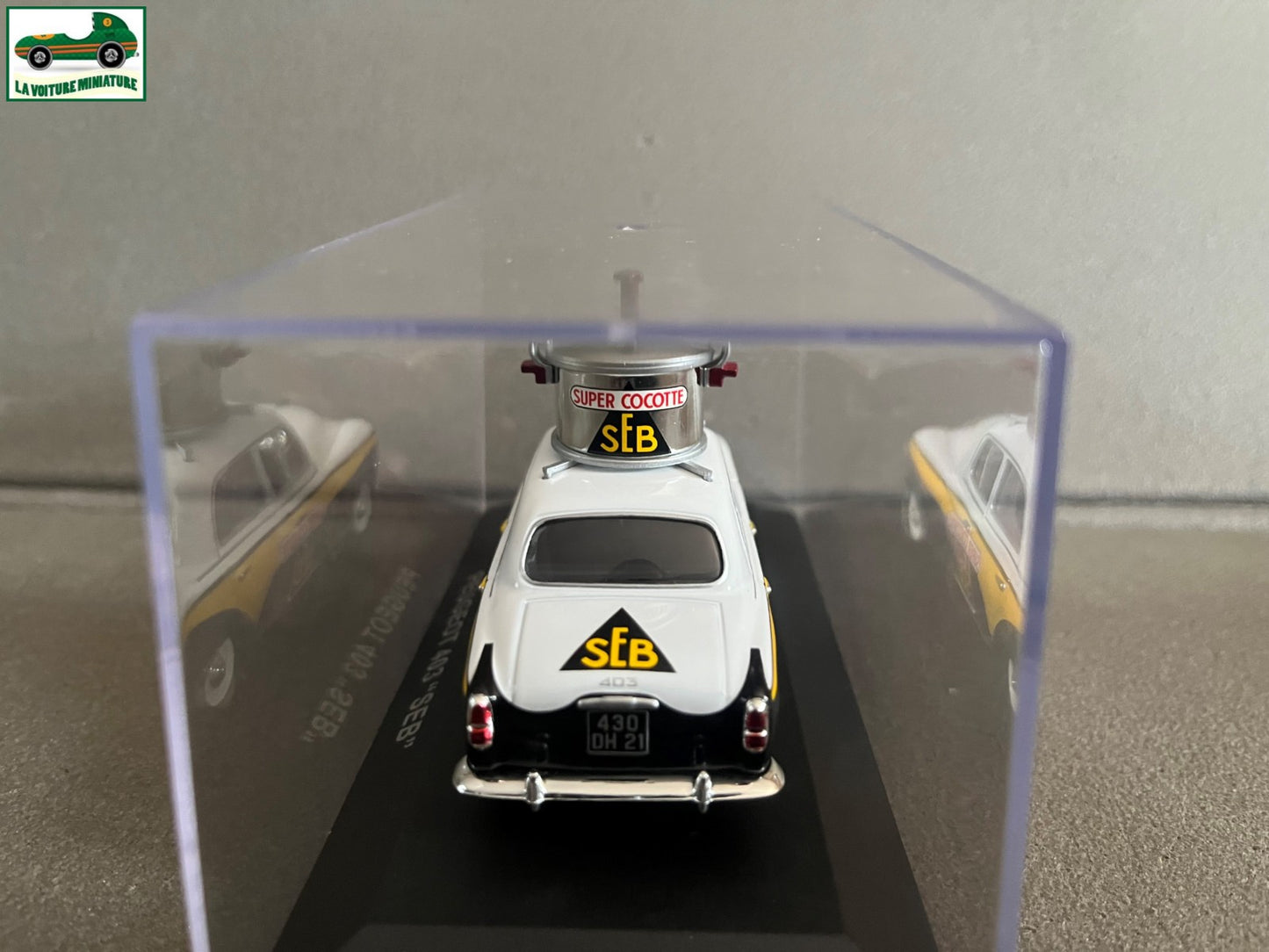 Voiture Miniature Publicitaire Peugeot 403 SEB au 1/43