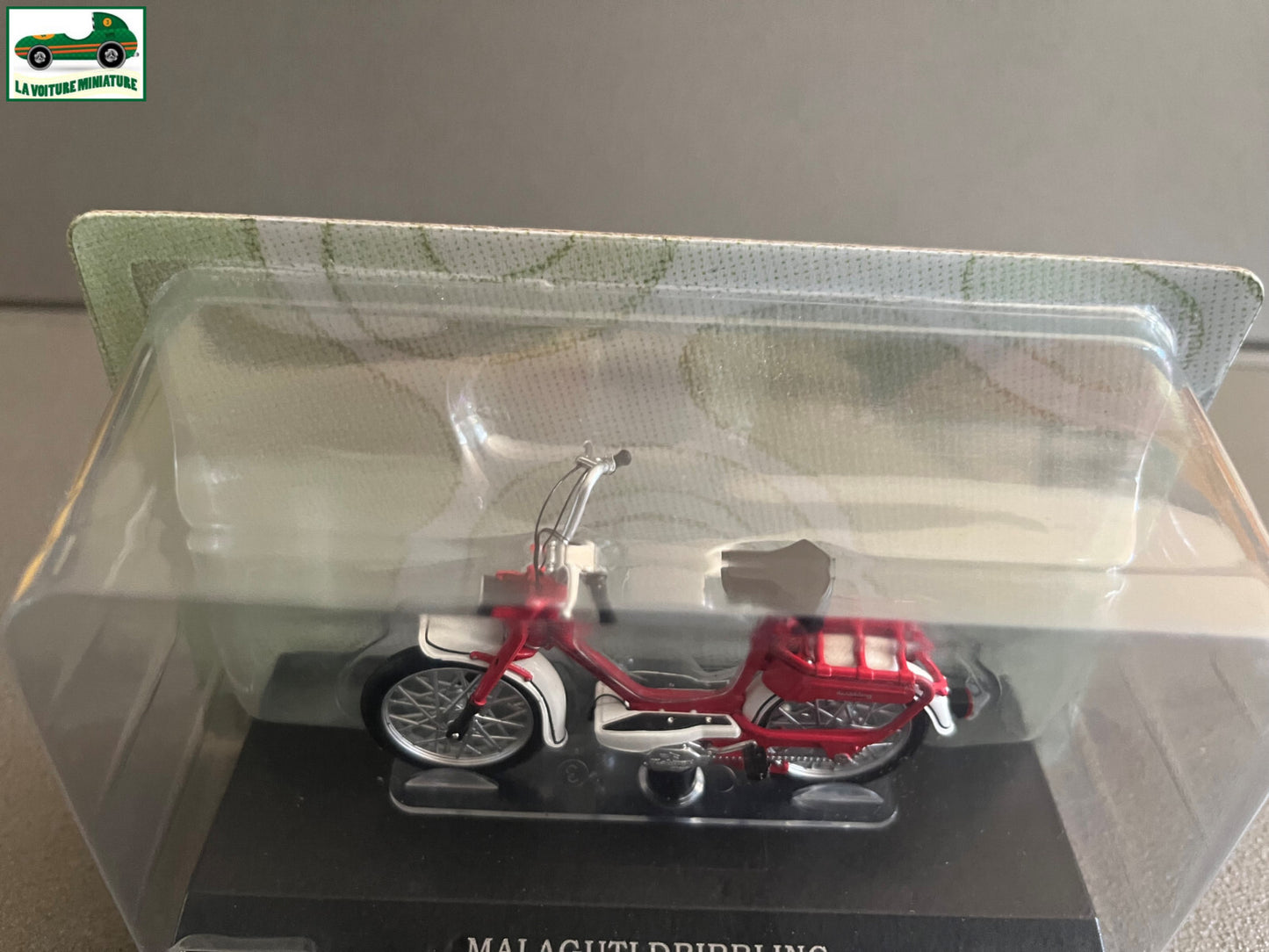Moto Cyclomoteur miniature Malaguti Dribbling Leo Models 1/18