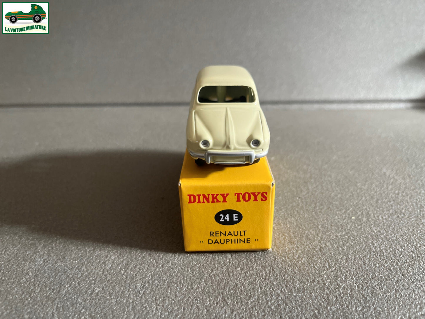 Voiture miniature Renault Dauphine 24E Dinky Toys Atlas