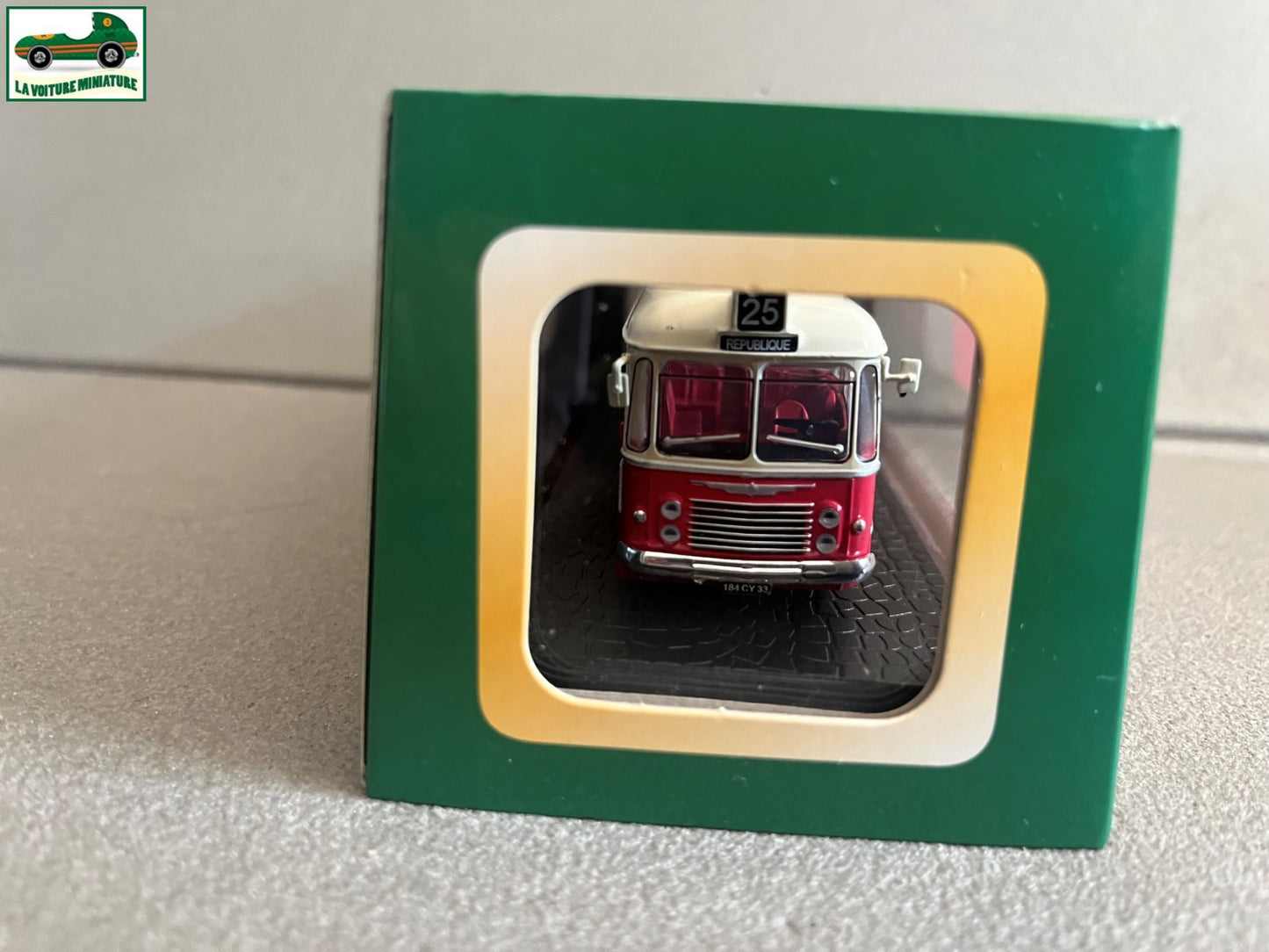Voiture miniature Renault S45 R4210 1953 Autobus Bus Collection Atlas 1/72