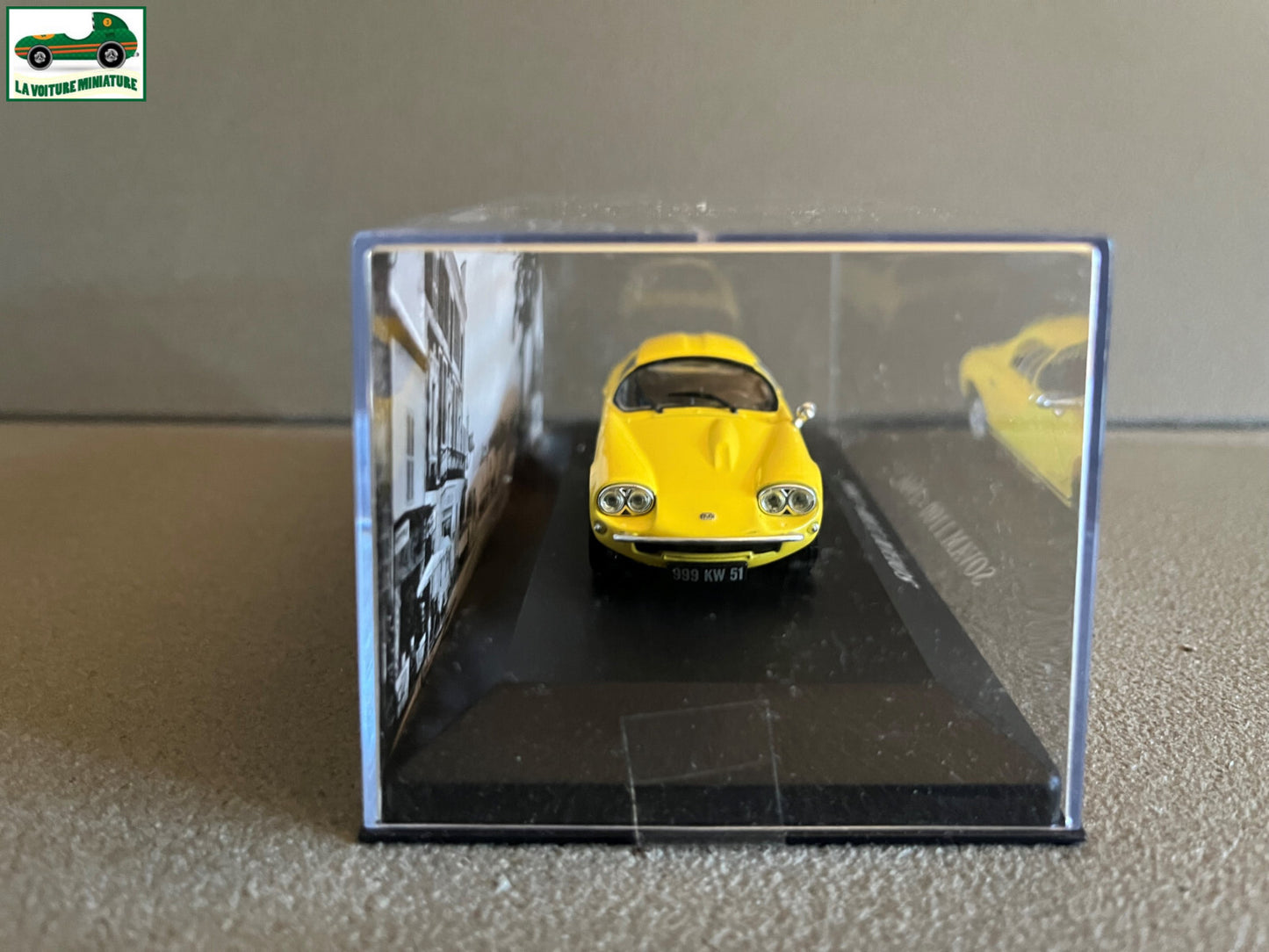 Voiture Miniature Sovam 1100 1966 au 1/43 Ixo Altaya