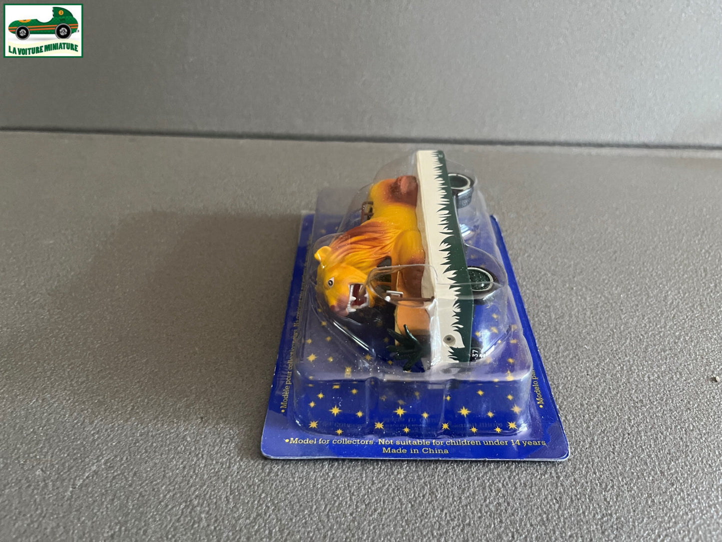 Voiture Miniature Char de parade le Lion N°33 Cirque Pinder Altaya 1/64
