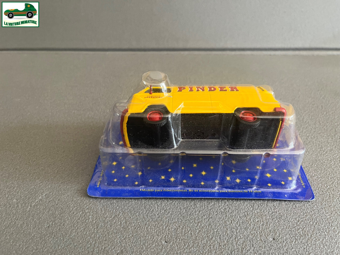 Voiture Miniature Volkswagen Combi N°46 Cirque Pinder Altaya au 1/43