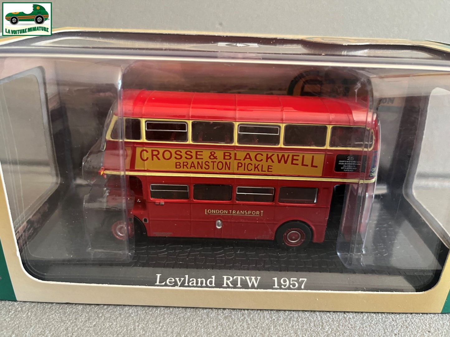 Voiture miniature Leyland RTW 1957 Autocar Autobus Bus Collection Atlas 1/72