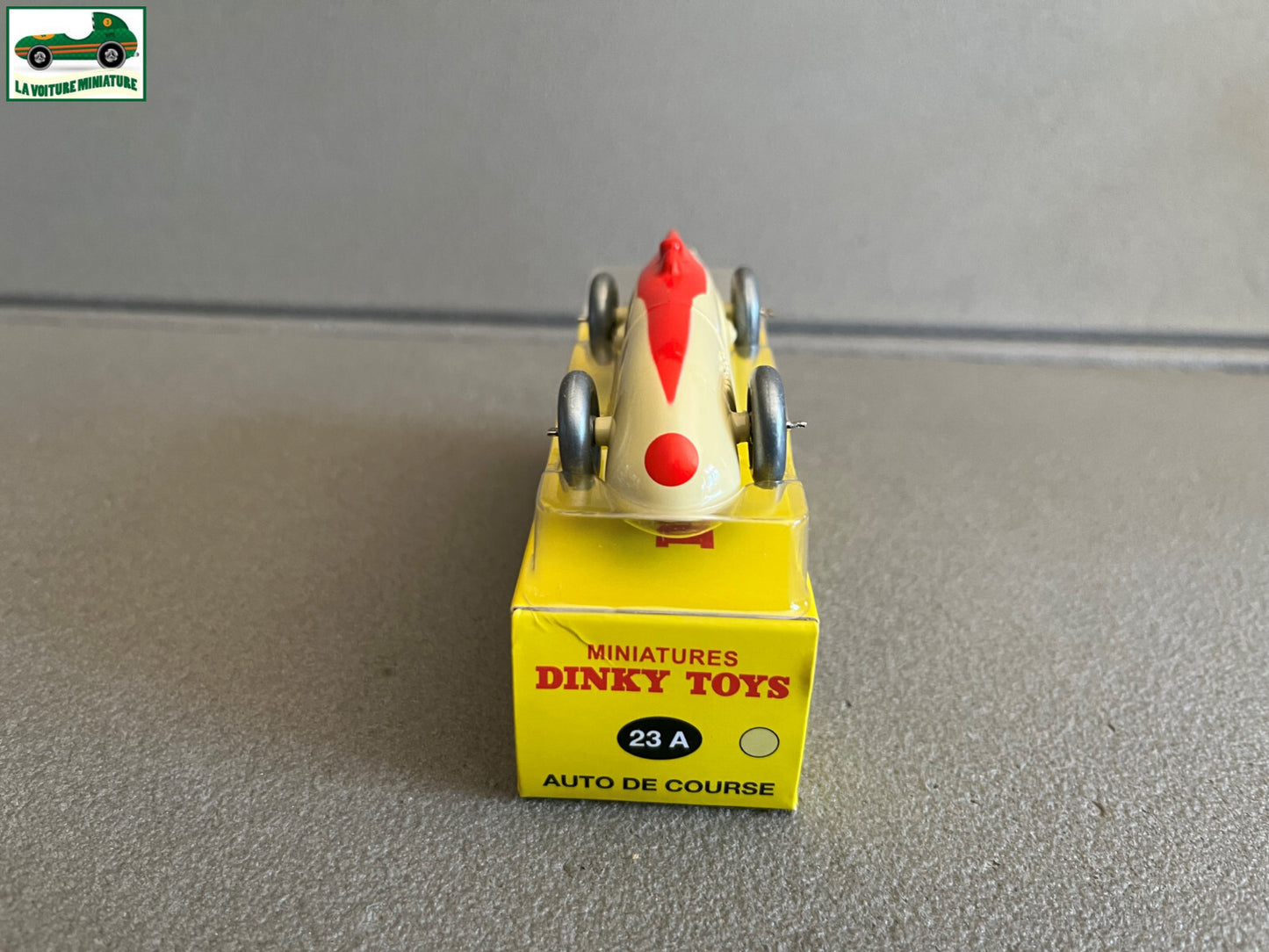 Voiture miniature Auto de Course 23A Dinky Toys Atlas
