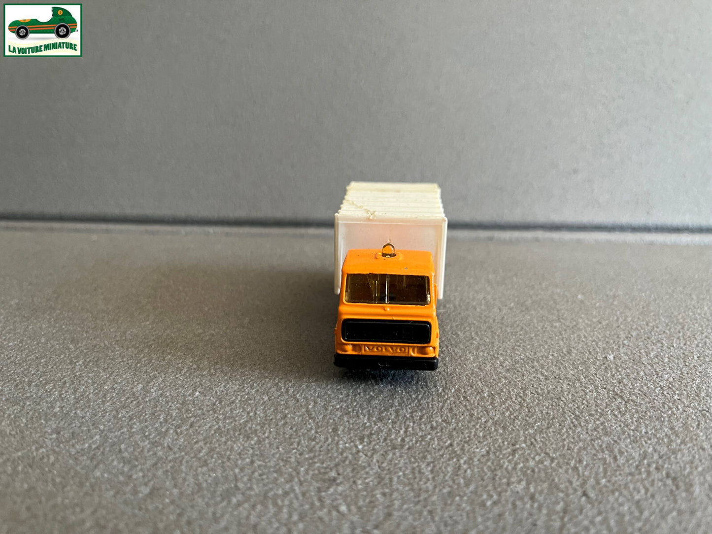 Ancienne Voiture Miniature Camion Volvo F-89 Poubelle Paris Norev Mini Jet