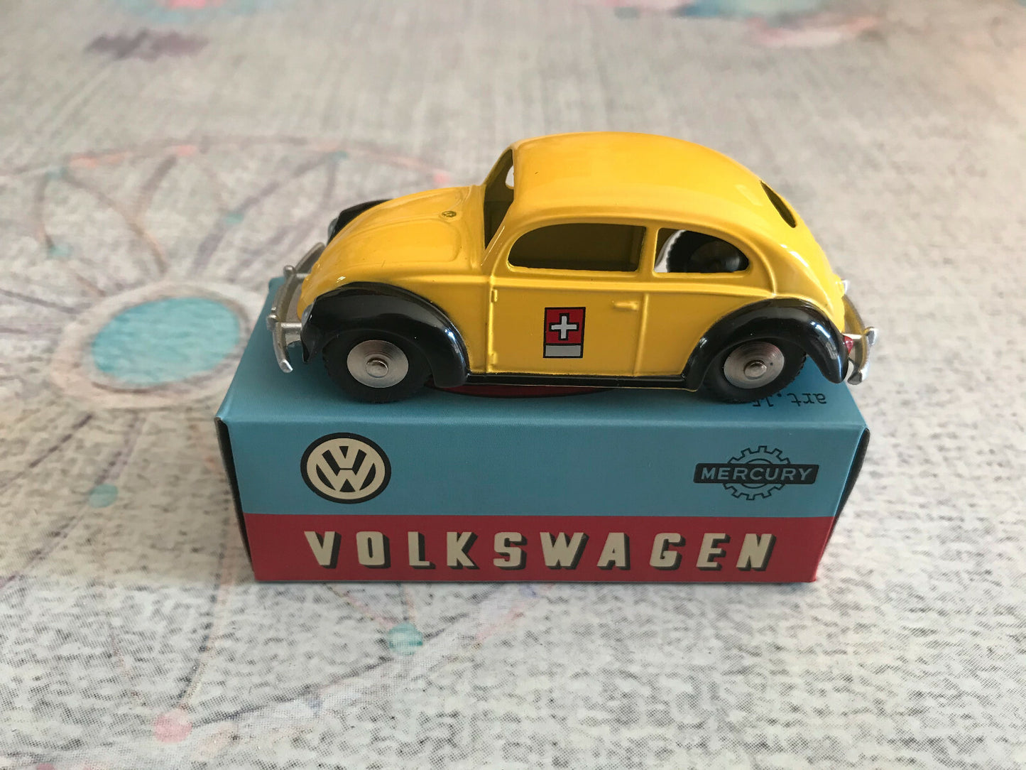 Voiture miniature Volkswagen Coccinelle Mercury Hachette 1/48 1/43 Style Dinky