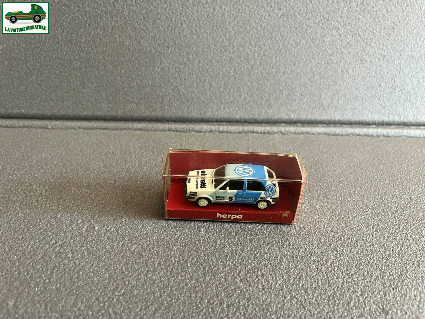 Voiture Miniature Volkswagen VW Golf GTI Olivetti Herpa au 1/87 HO