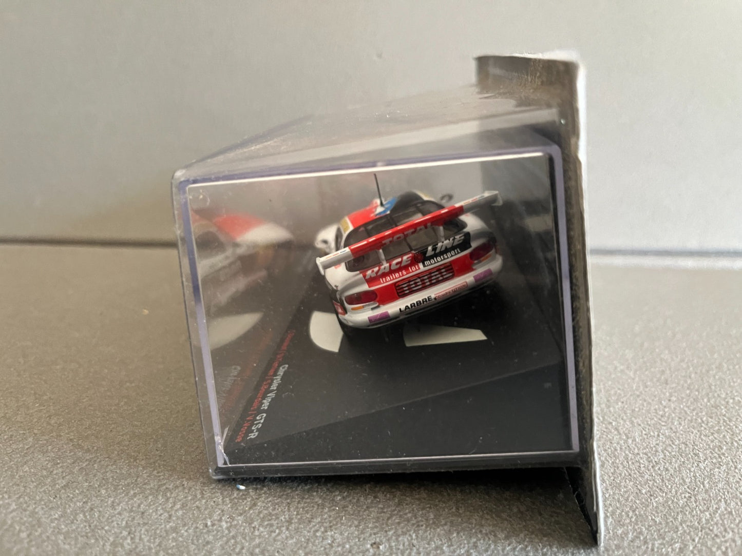 Voiture Miniature Chrysler Viper GTS-R 24 Heures de Spa 2002 au 1/43