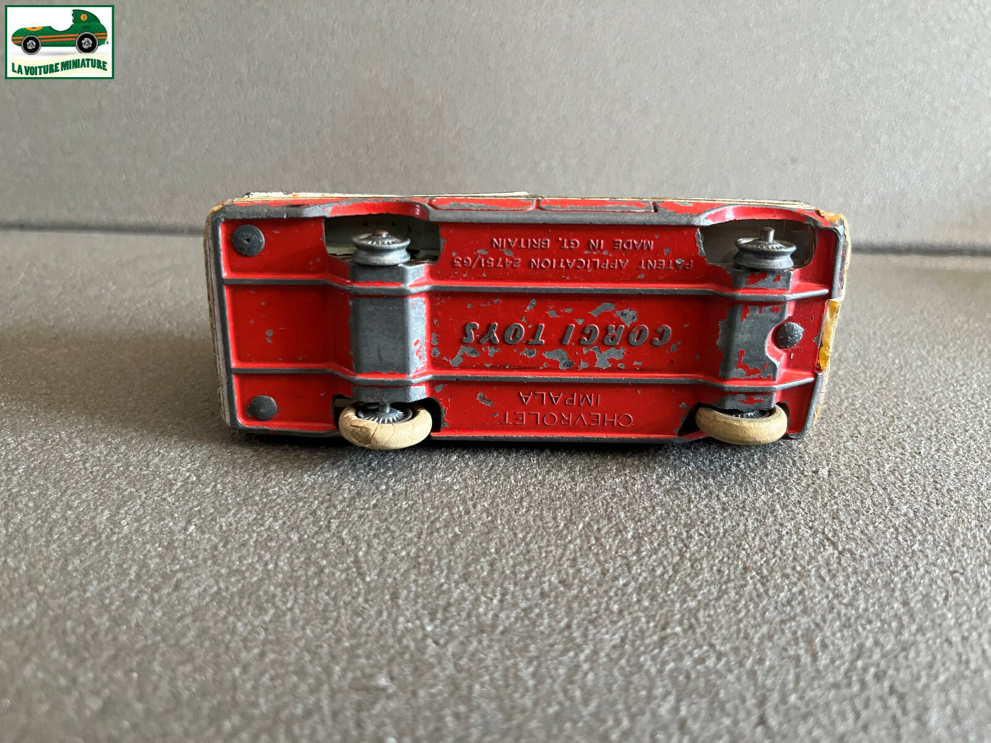 Ancienne Voiture Miniature Chevrolet Impala Kennel Club Corgi Toys Britain Epave