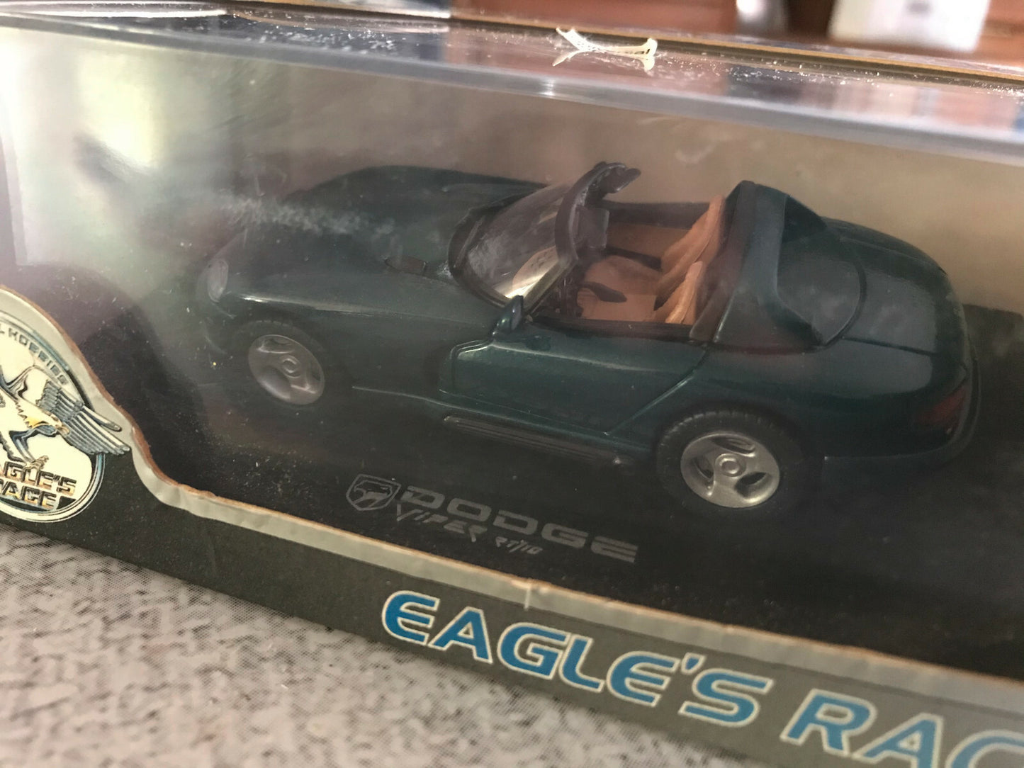 Voiture miniature Dodge Viper RT/10 Universal Hobbies Eagle's Race RT10 1/43